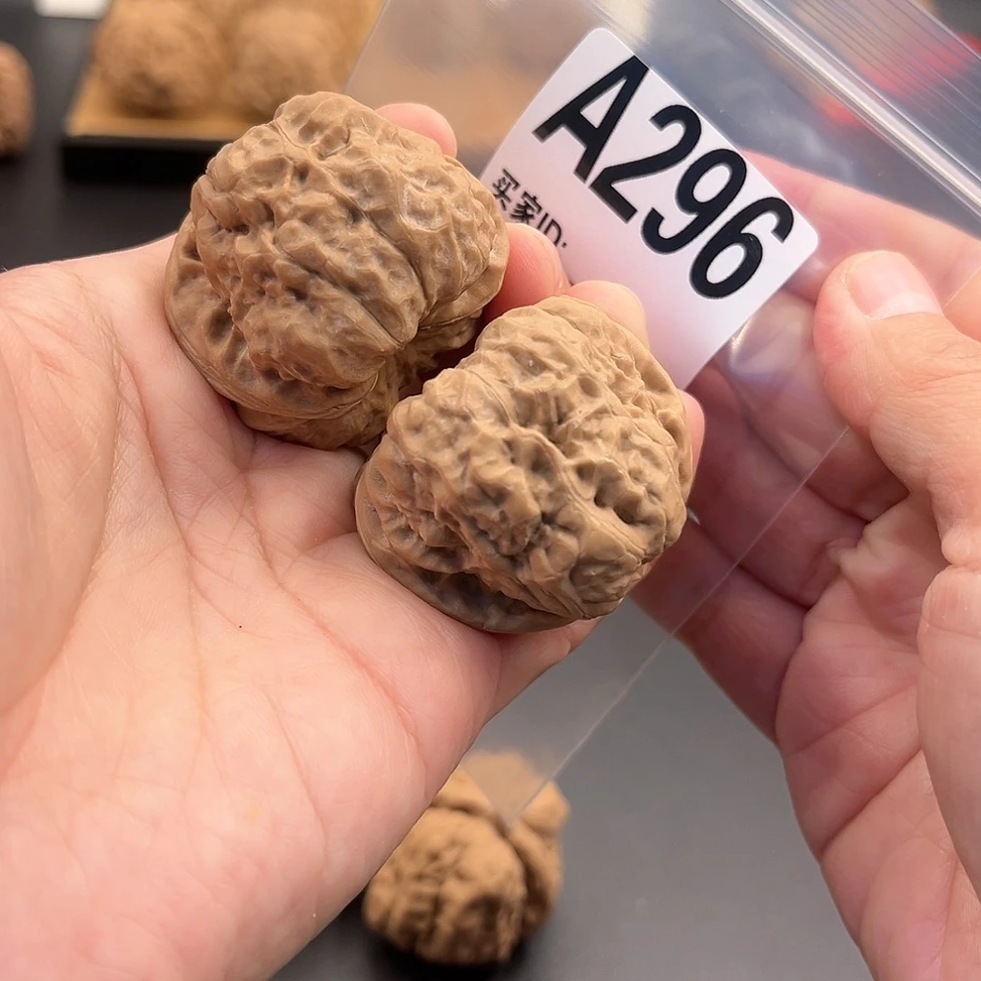 桃核把件狂***游蛙蛙福利