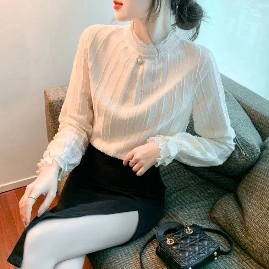 蕾丝打底衫女新款2025春夏新款内搭上衣小衫高档洋气时尚雪纺衬衫