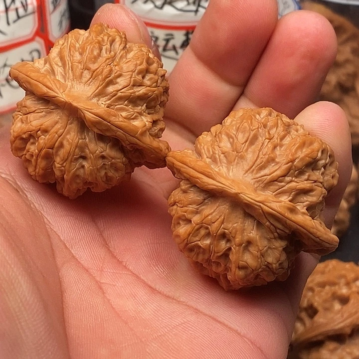 文玩核桃把件血麒麟41.7