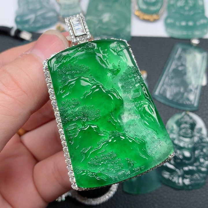 翡翠颈饰银S925镶嵌翡翠