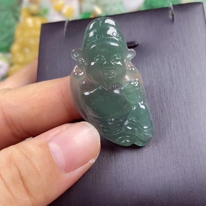 翡翠未镶嵌吊坠(赠链)