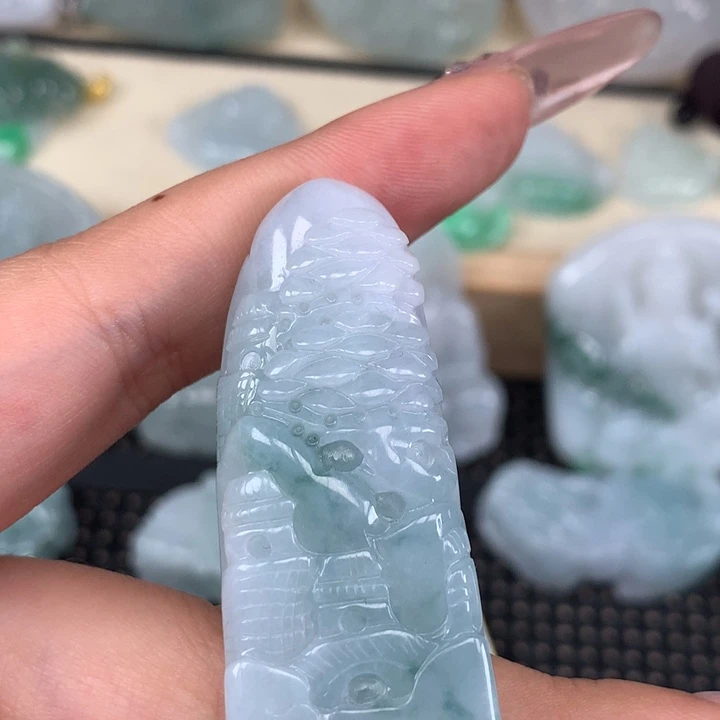 颈饰未镶嵌翡翠翡翠