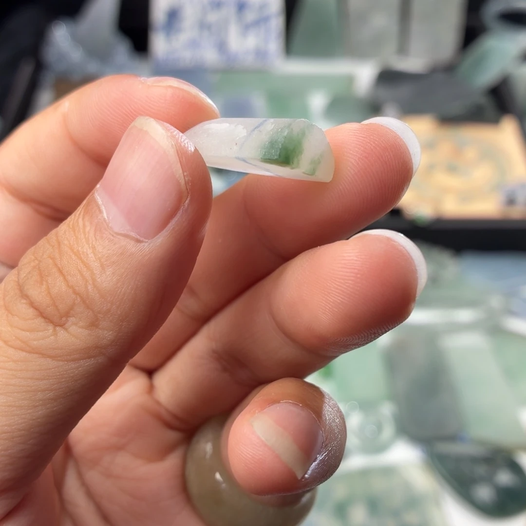 定制翡翠未镶嵌天然缅甸翡翠a货特色料