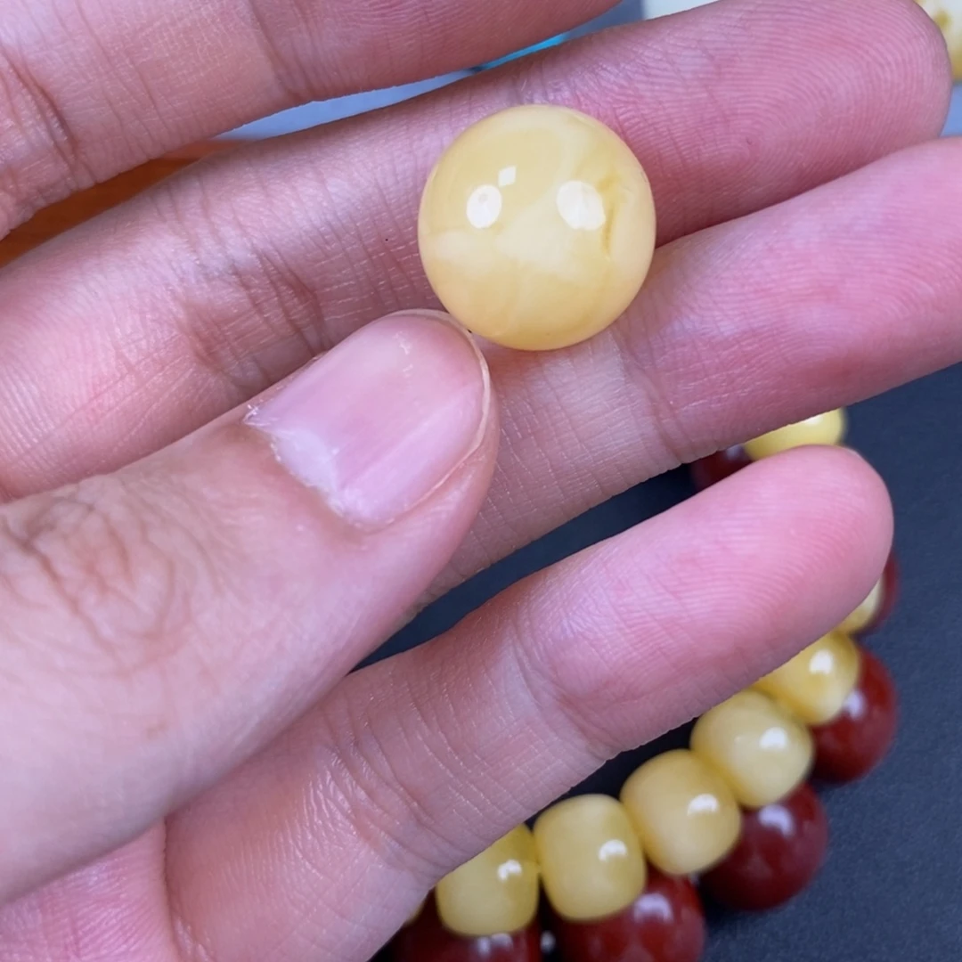 琥珀未镶嵌裸石微瑕28