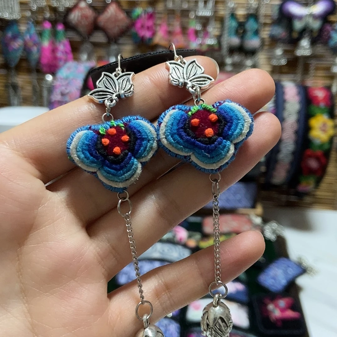 罗***亚织绣刺绣刺绣耳环