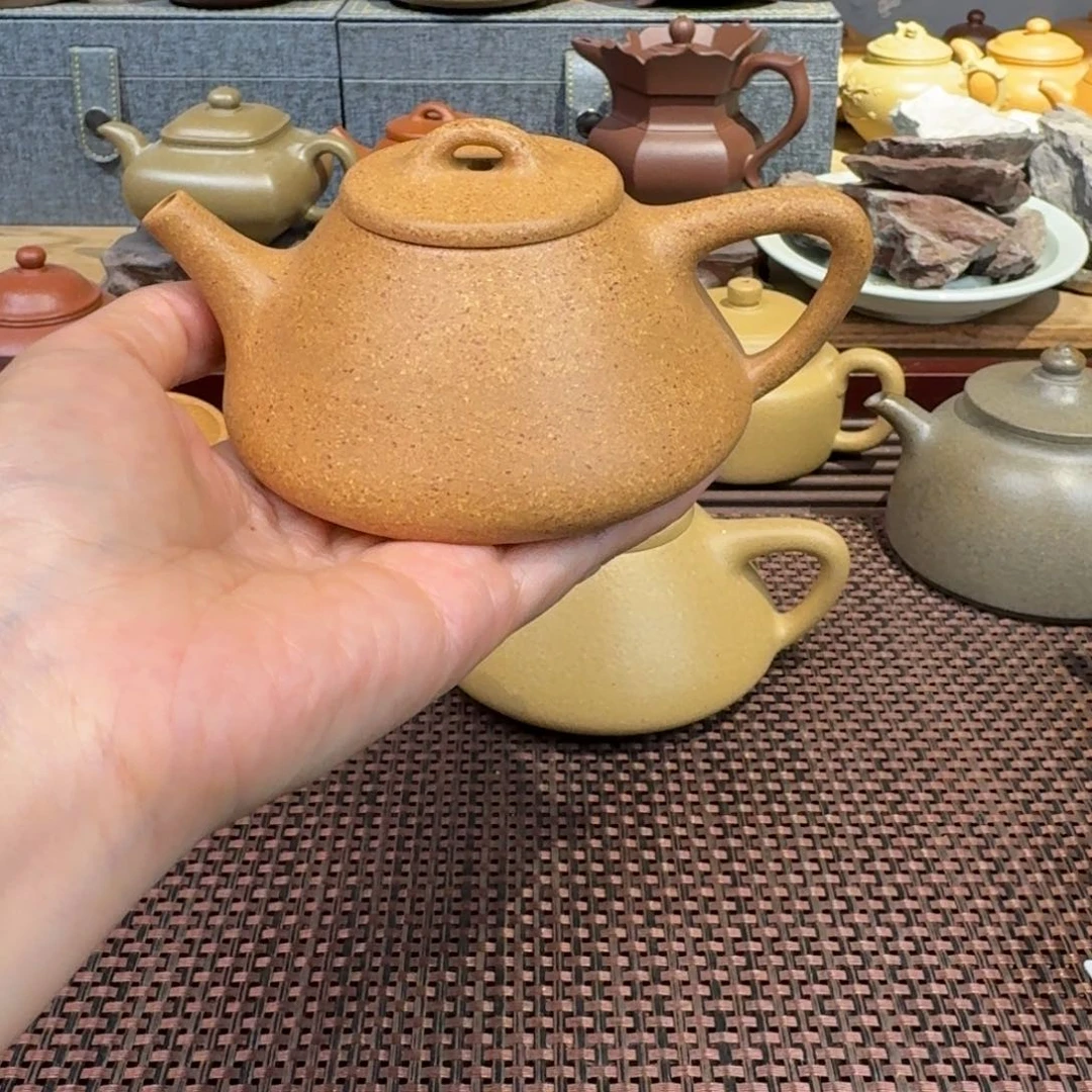 一***风茶壶段泥微瑕180毫升全手黄金段