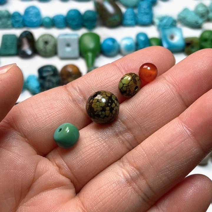 南红玛瑙未镶嵌颈饰