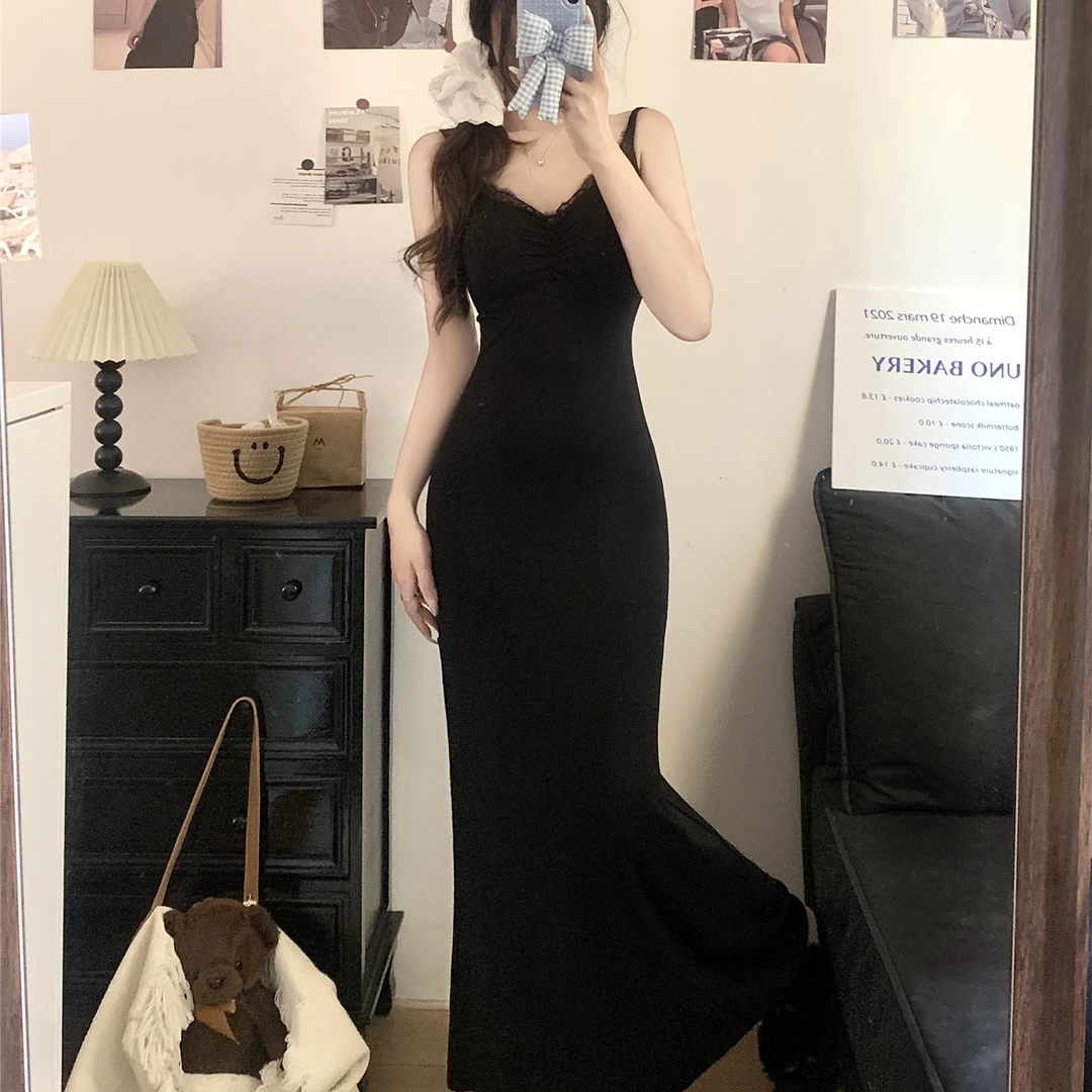 纯欲风蕾丝花边带胸垫吊带连衣裙女春季修身气质女人味包臀鱼尾裙