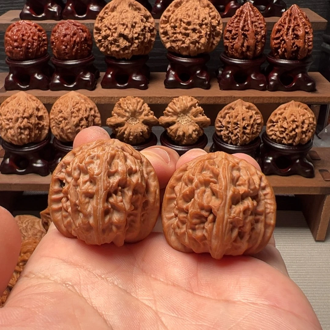 文玩核桃把件35白狮子