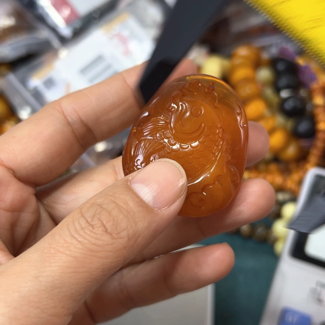 琥珀珠宝奇石未镶嵌575