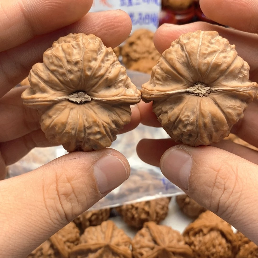 【闪购商品】文玩核桃吊坠顺***?45尺 全品南瓜墩 51