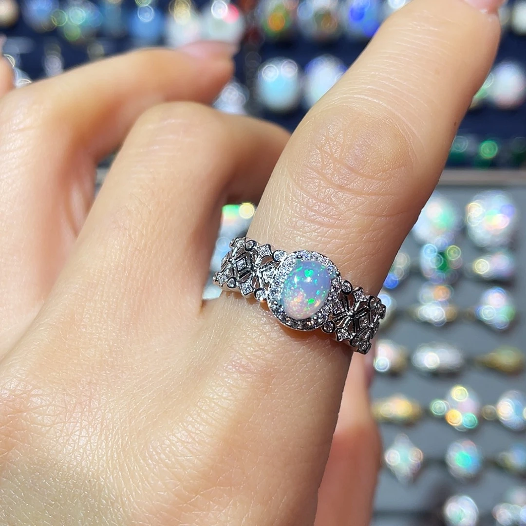 安***。欧泊银S925镶嵌戒指