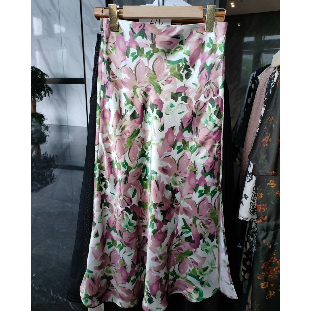 陌妆品牌新款印花醋酸半身裙32578