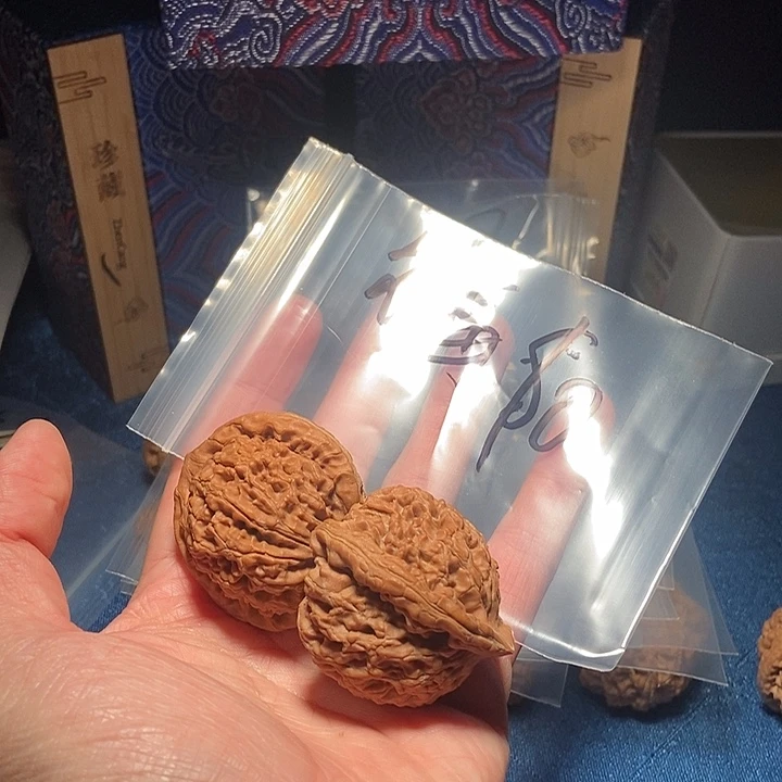 吊坠文玩核桃文玩核桃