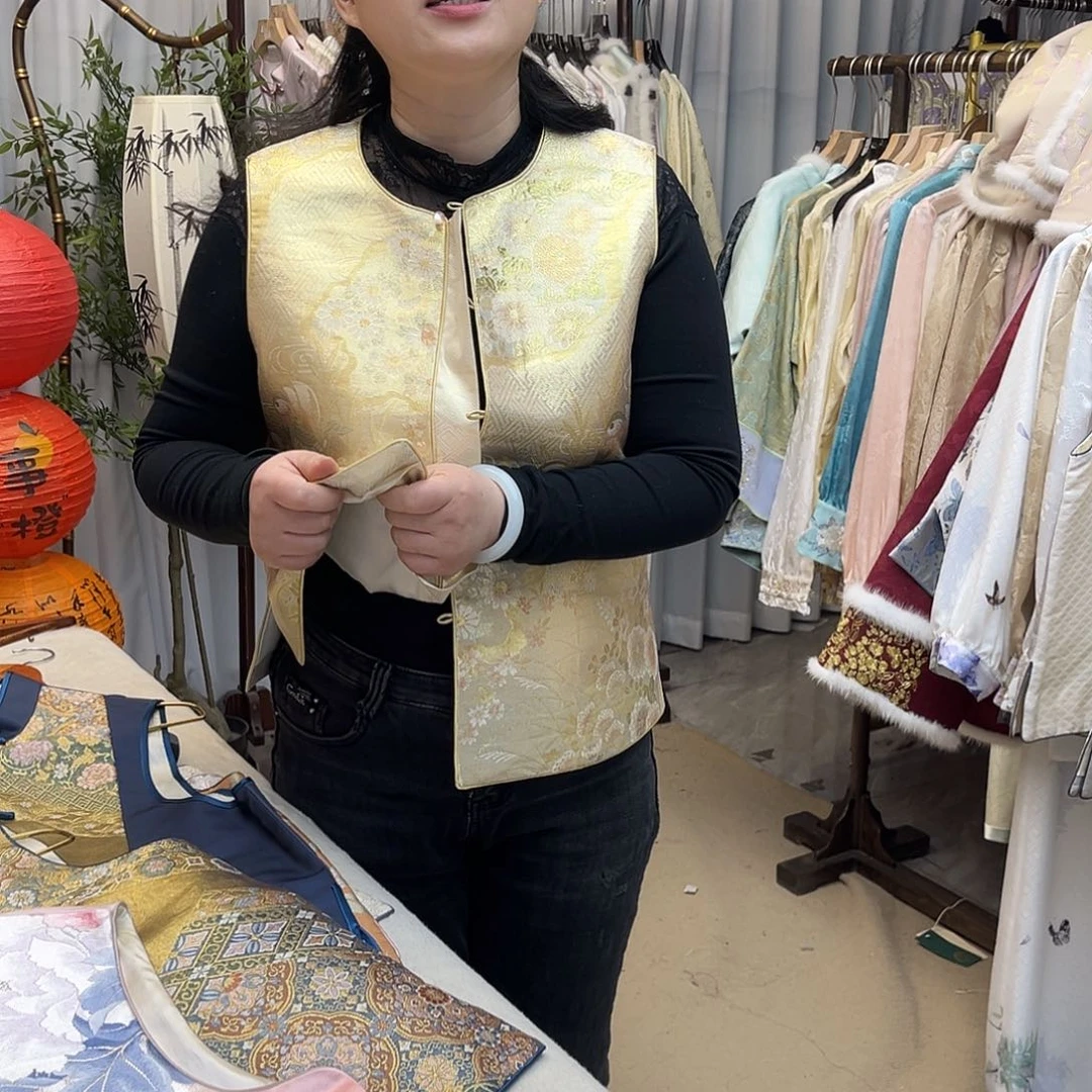 刺绣西阵织马甲四季成衣胸围104