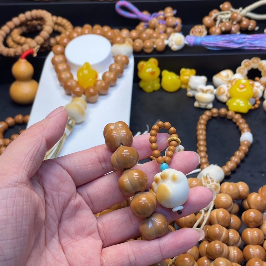 ****、吊坠猴头核桃全品屁桃手持