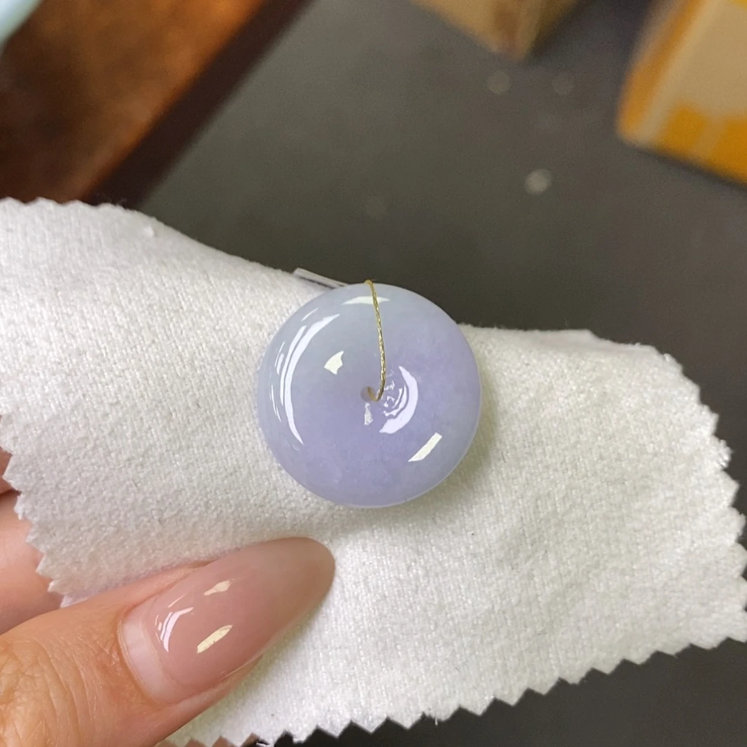 【闪购商品】翡翠未镶嵌颈饰平安扣