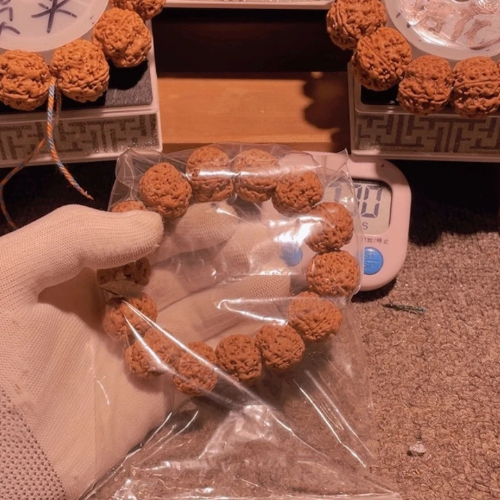 用***9吊坠金刚菩提我就去看看这场直播