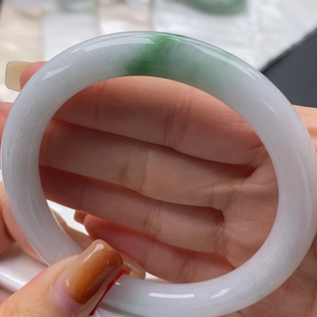 翡翠未镶嵌手镯天然翡翠A货