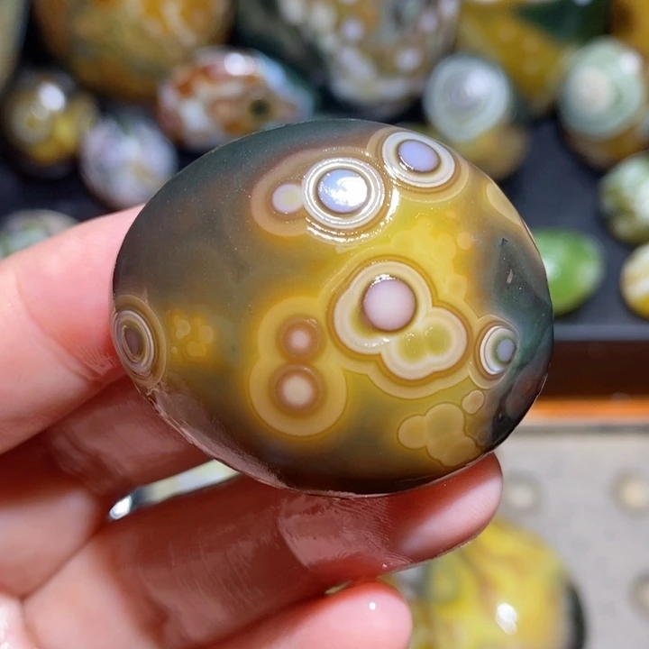 未镶嵌玛瑙/玉髓珠宝半成品36