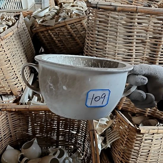 陶瓷盘子碗啥都有