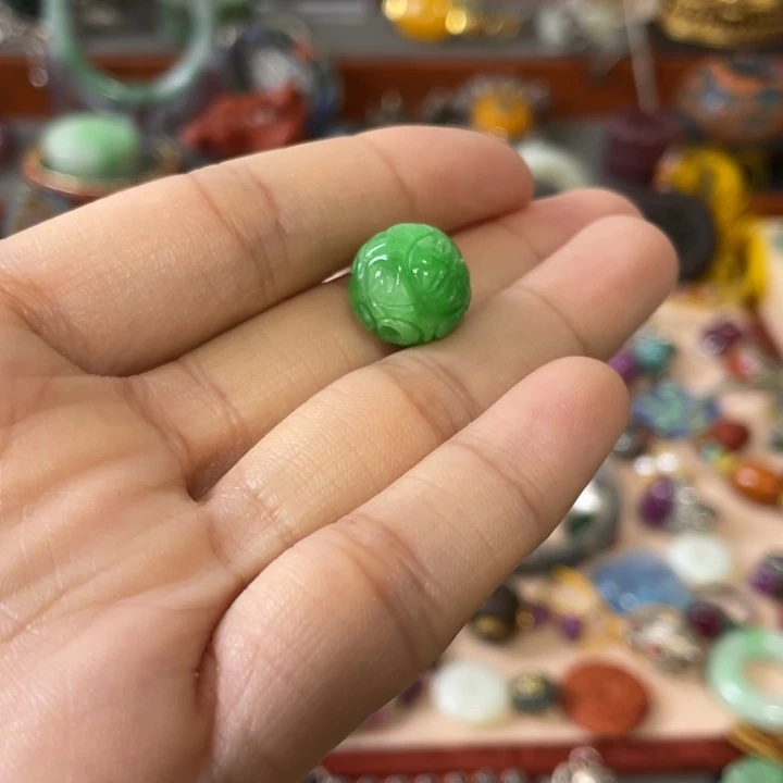 翡翠散珠精美雕刻物件物件