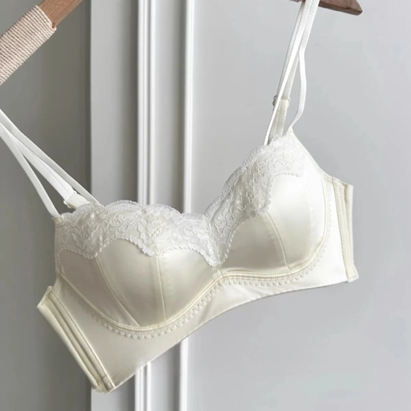 法式珠光缎面蕾丝内衣少女聚拢小胸显大收副乳防下垂无钢圈文胸罩