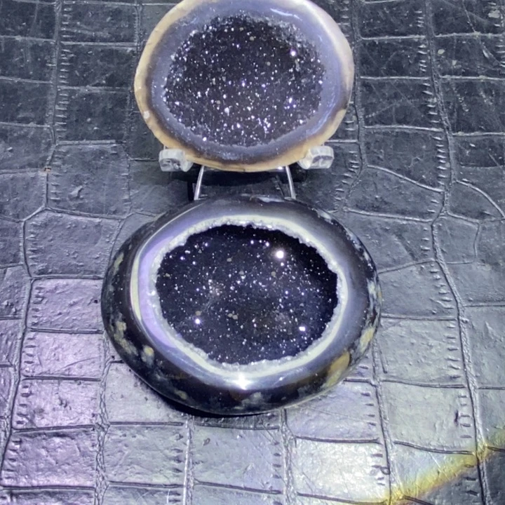 水晶未镶嵌珠宝半成品聚宝盆