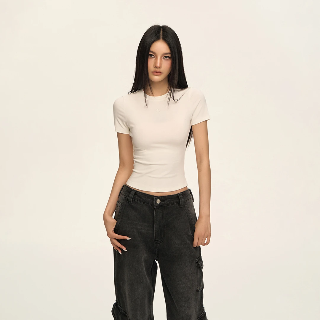 CLIMAX VISION云朵CV刺绣轻盈修身正肩短款T恤短袖打底