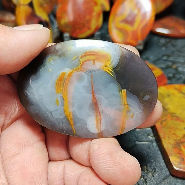 玛瑙/玉髓合金颈饰