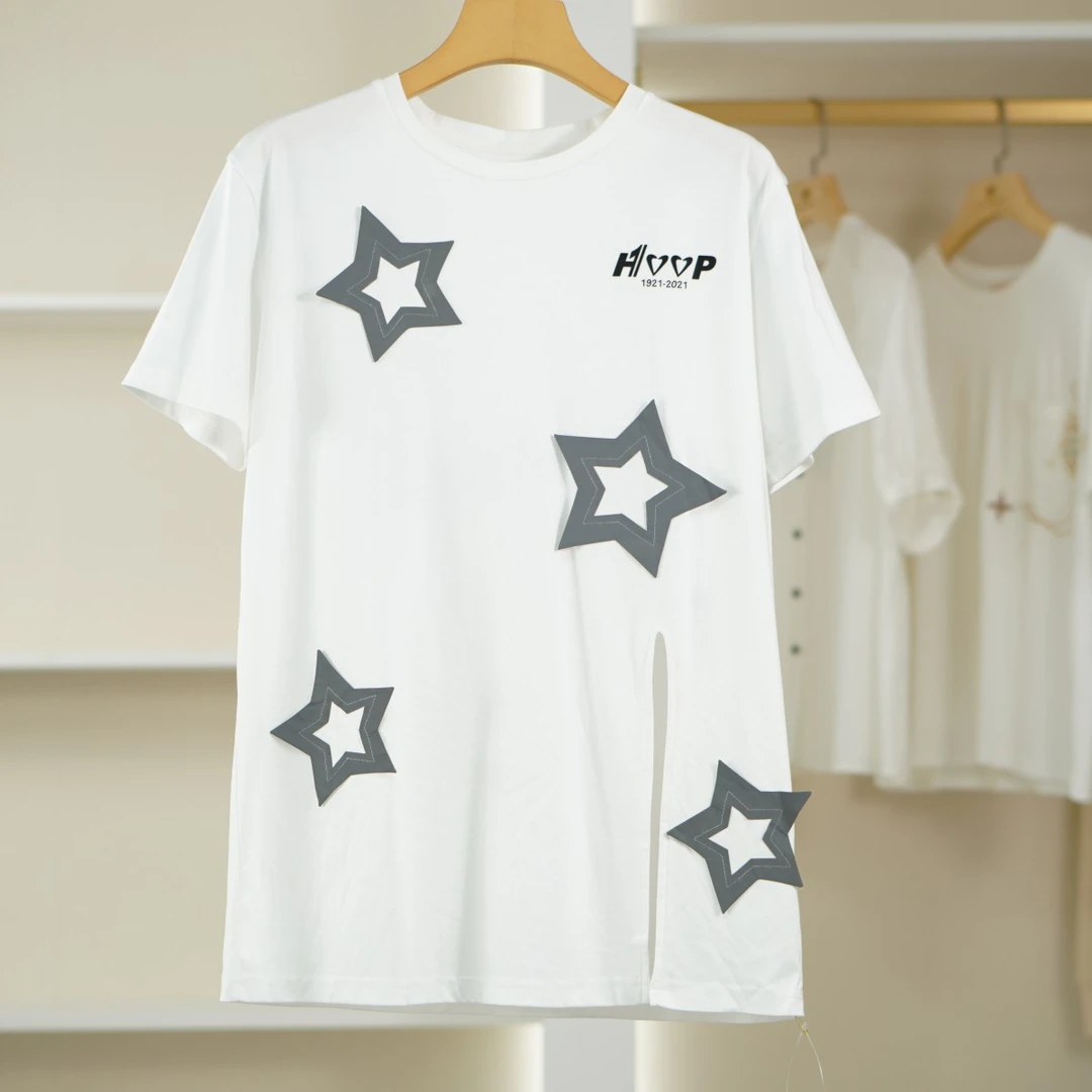 麦迪尚品【H】K158 品牌女装夏简约宽松百搭星星贴片T恤衫上衣