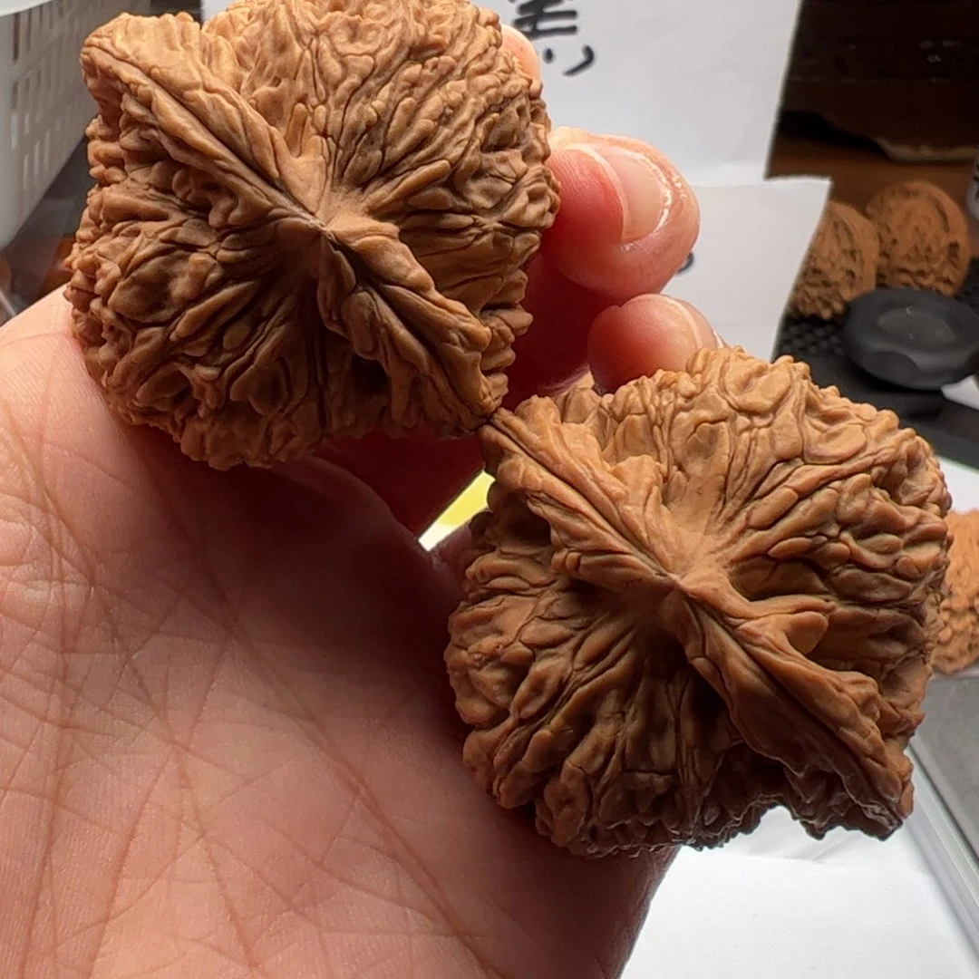 文玩核桃吊坠南疆45