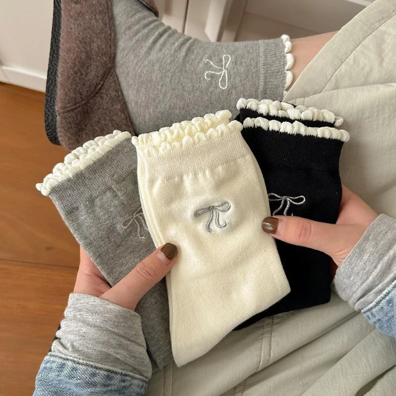 新款芭蕾风袜子女ins潮百搭花边刺绣蝴蝶结中筒袜纯色春夏吸汗袜L