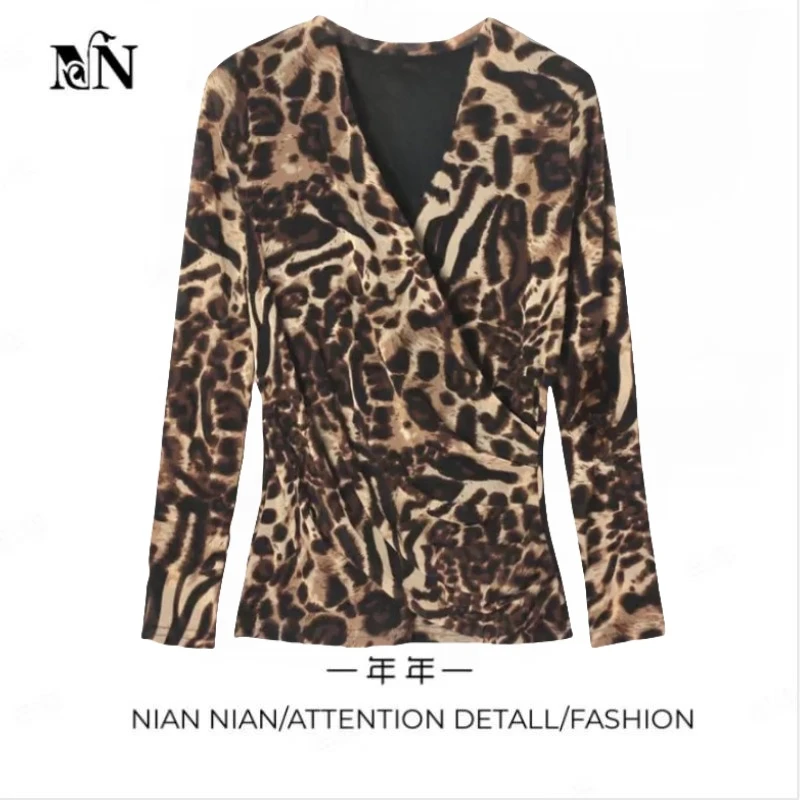 〖水光潋滟〗2025年年推荐春季新款显瘦收腰修身豹纹印花打底衫