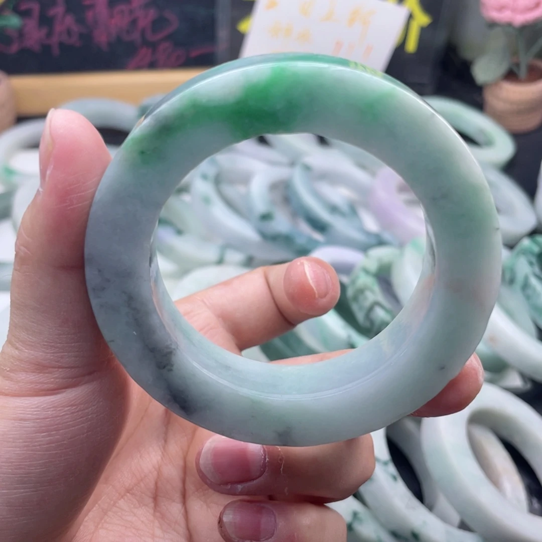 未镶嵌翡翠定制翡翠
