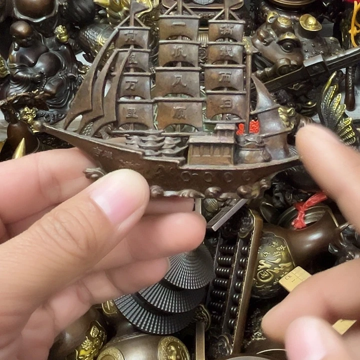 铜器摆件，精品铜器