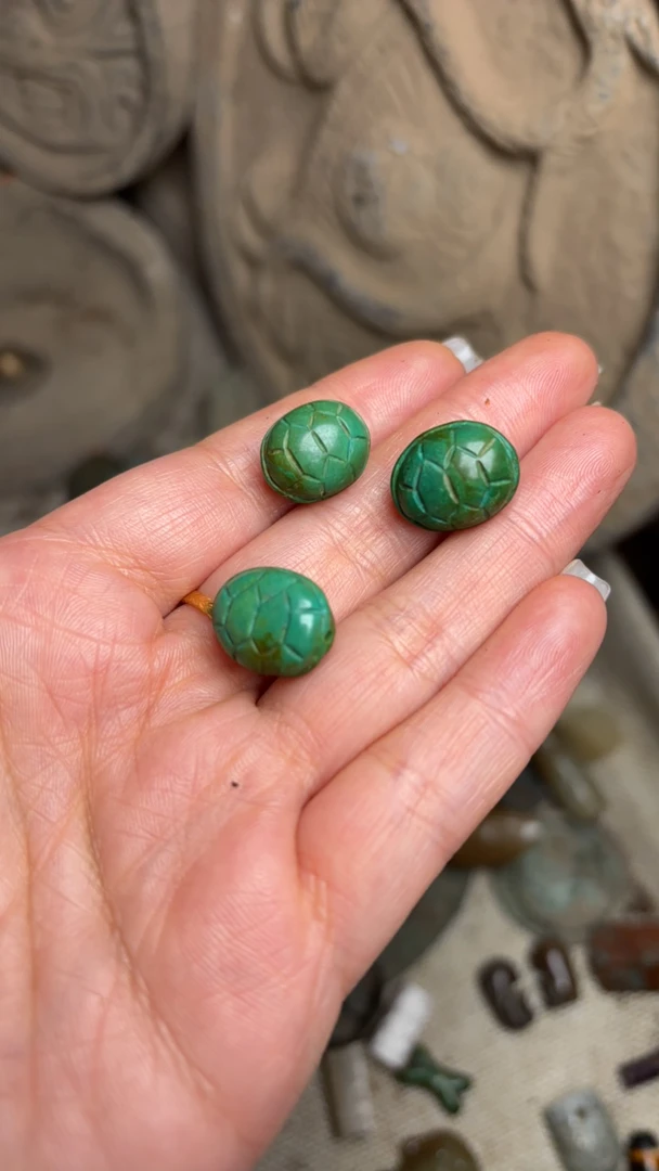 龟背形制小珠子..