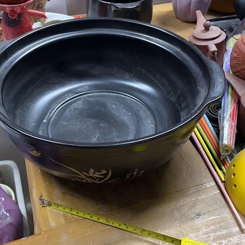 微瑕，明火，口径约32，高12无盖变形6拖釉针孔没法配盖