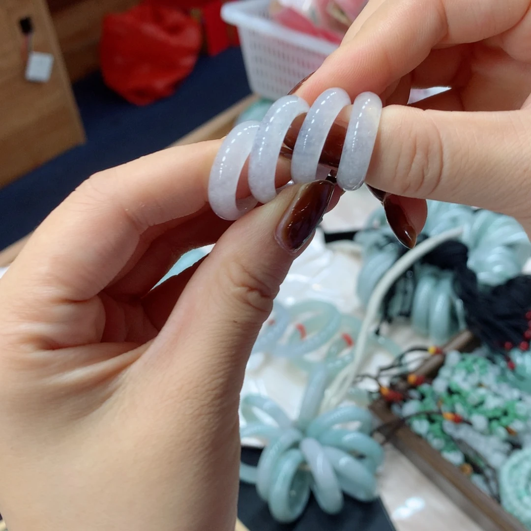 未镶嵌戒指翡翠多样性发1