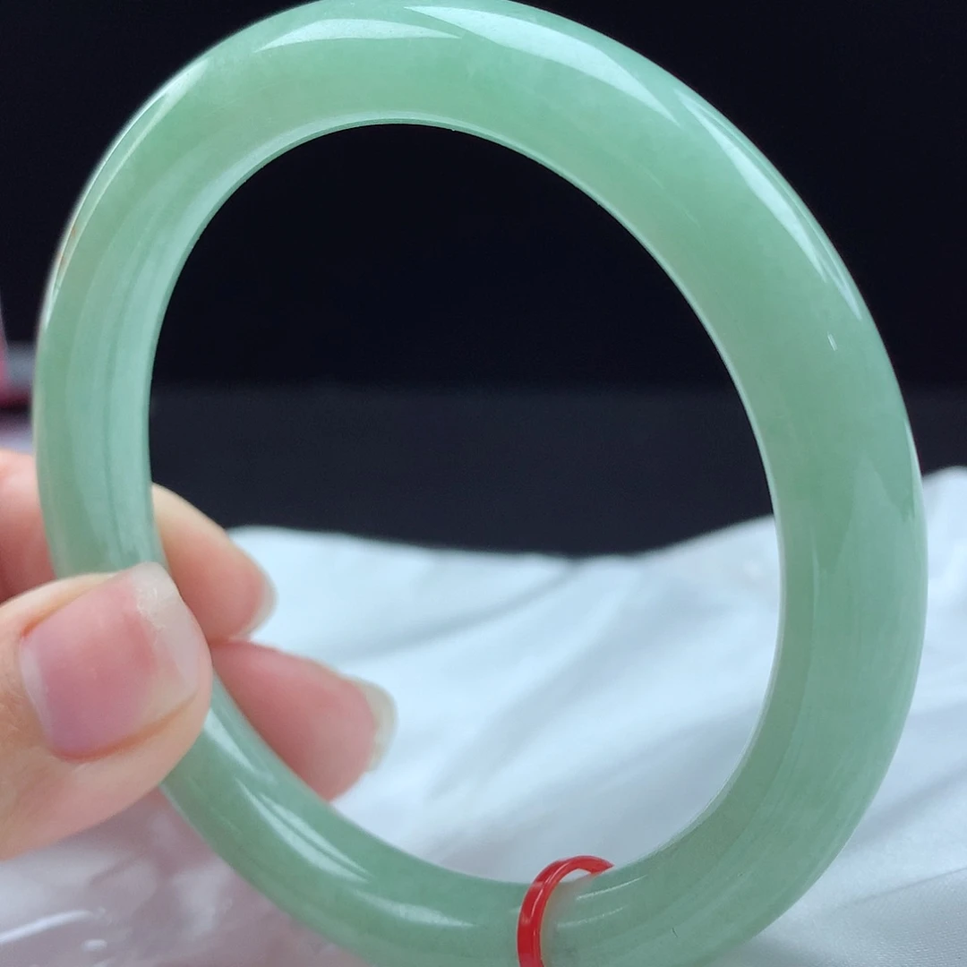 未镶嵌手镯翡翠86014，