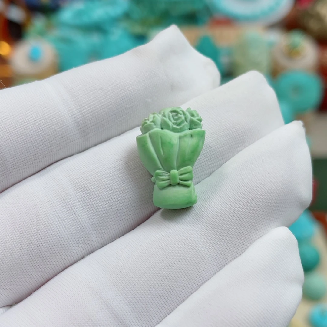 绿松石未镶嵌珠宝奇石