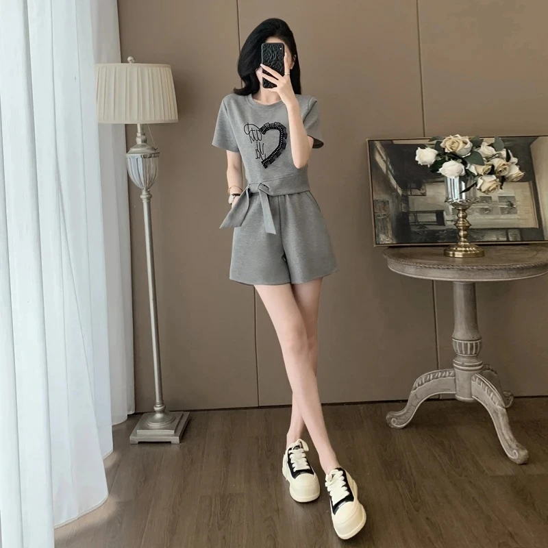欧货时尚运动套装女夏季2025新款宽松休闲炸街短袖短裤两件套