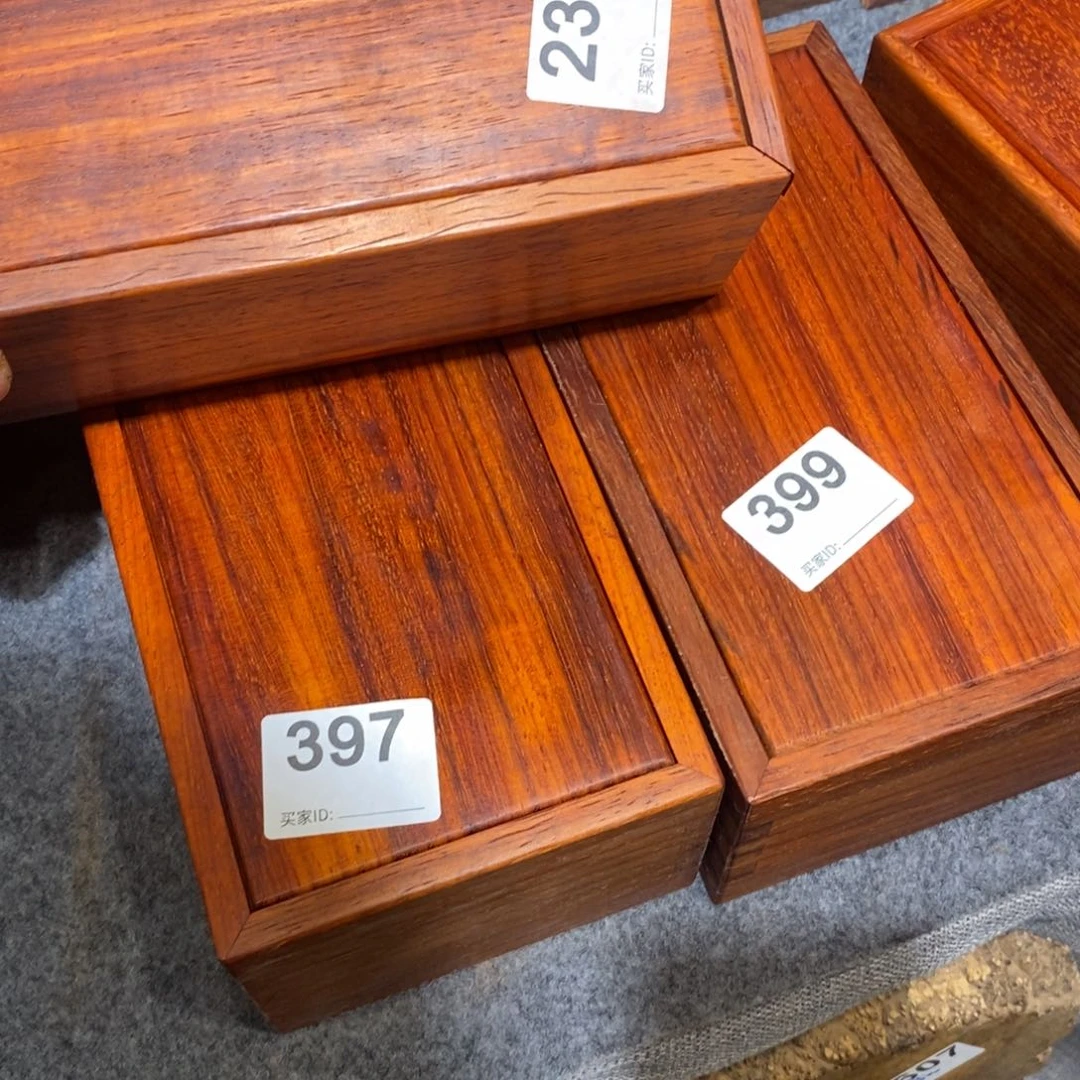 非洲紫檀（红花梨）海*