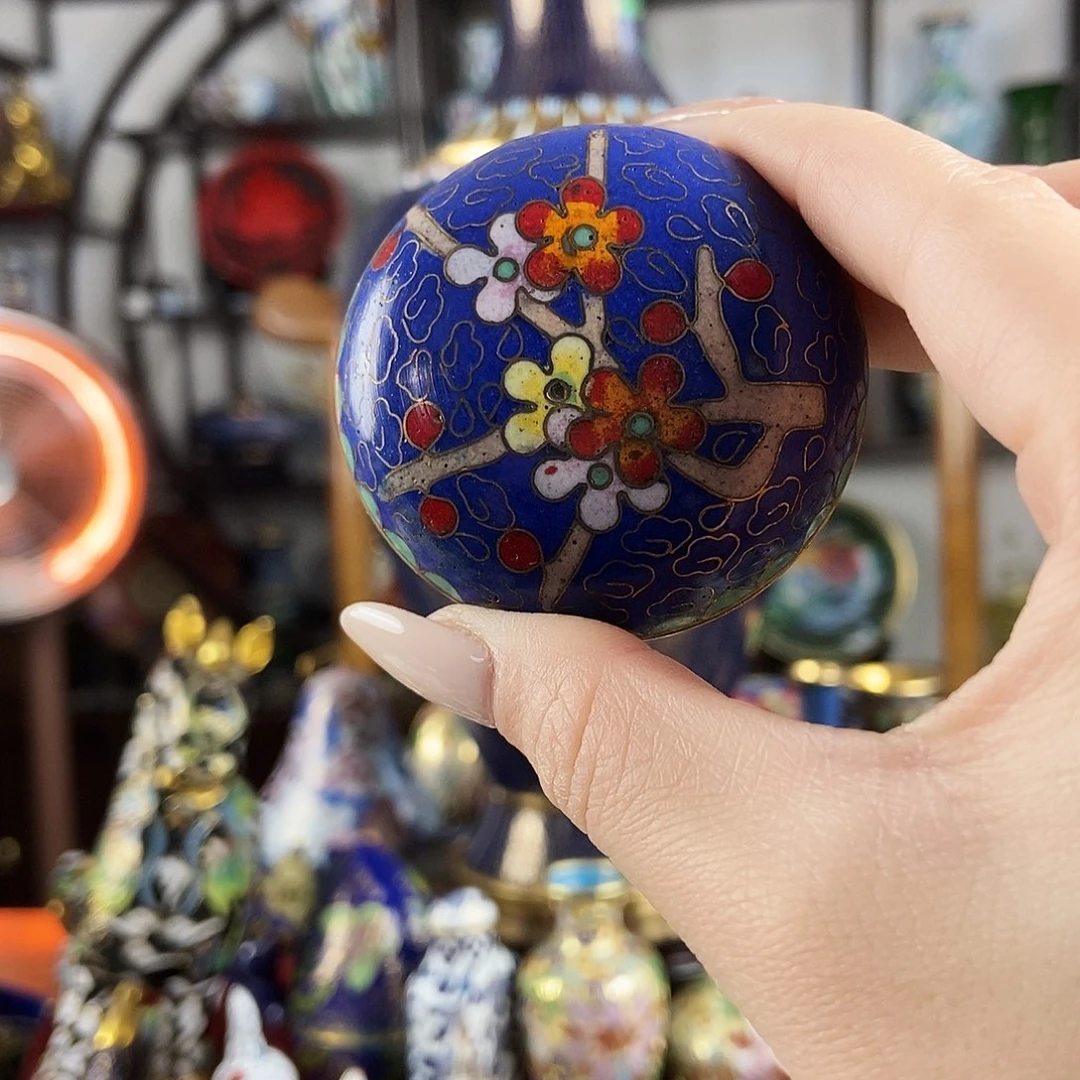 齊***齊铜宝蓝色景泰蓝厚胎老粉盒