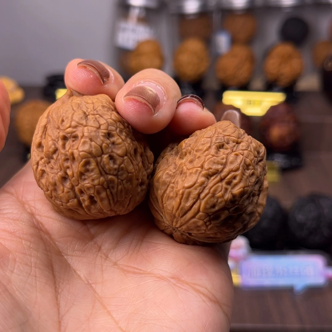把件文玩核桃鹰嘴蟾