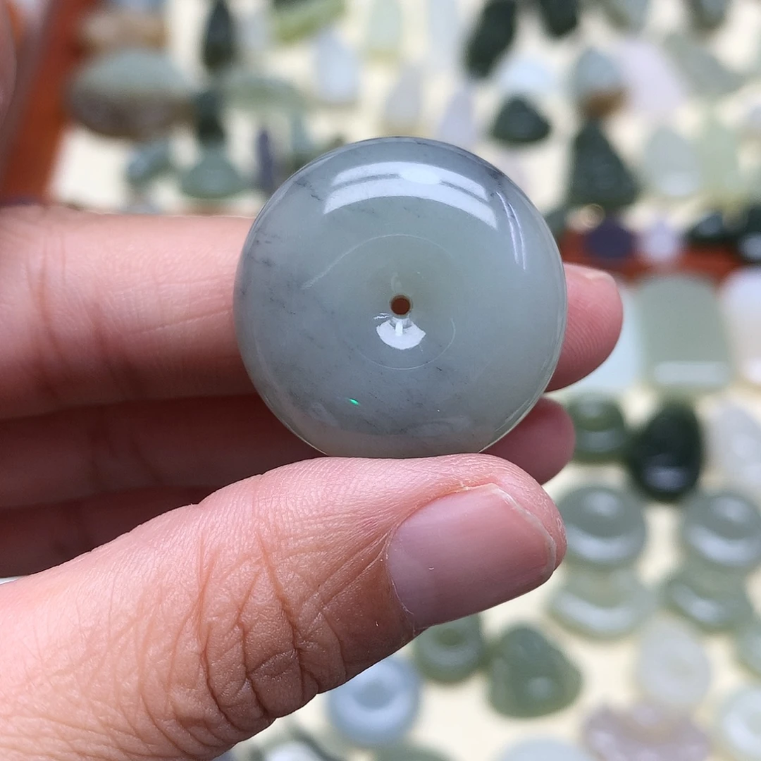 已***置颈饰未镶嵌和田玉