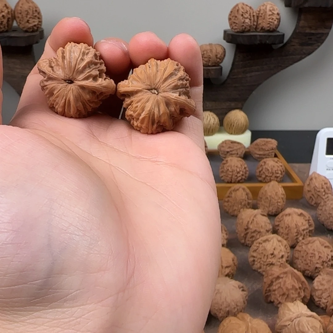 街***货吊坠桃核全品磨盘26541