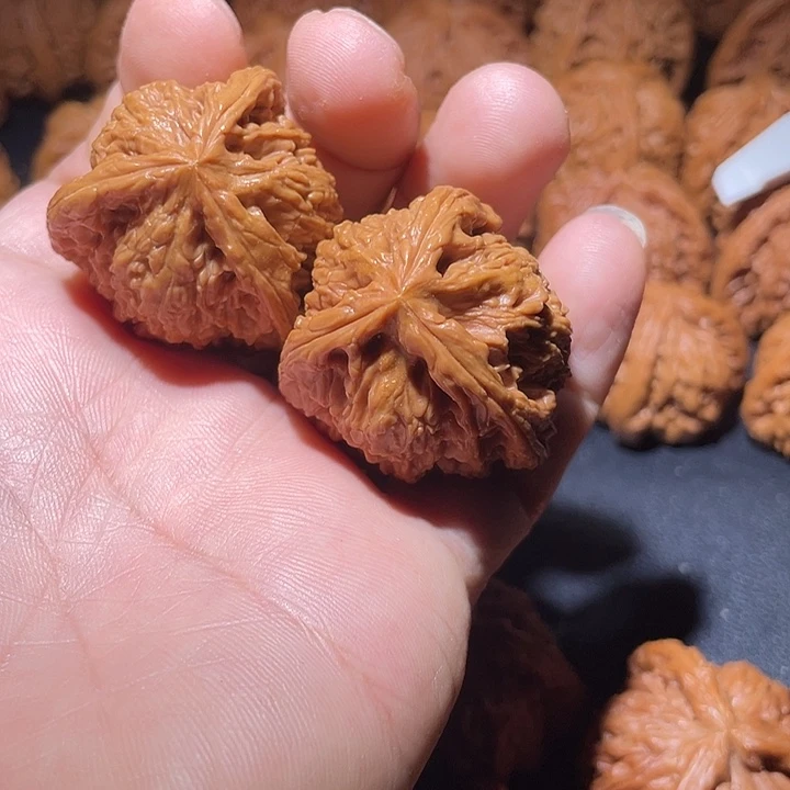 破***号吊坠文玩核桃亲亲亲亲