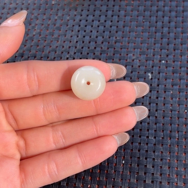 懶***️和田玉（糖玉）未镶嵌颈饰