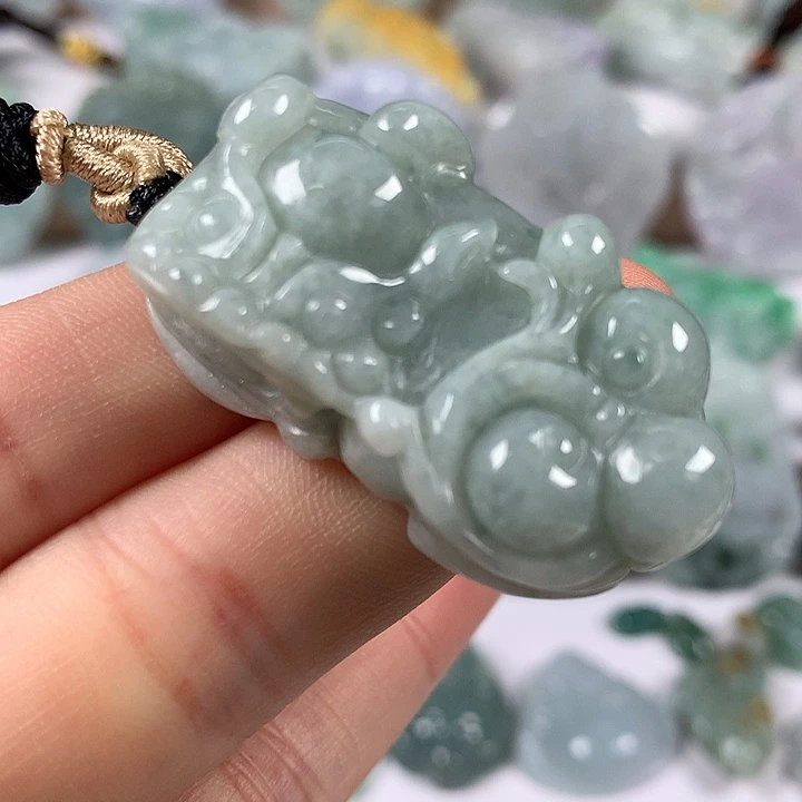 翡翠未镶嵌颈饰貔貅福利